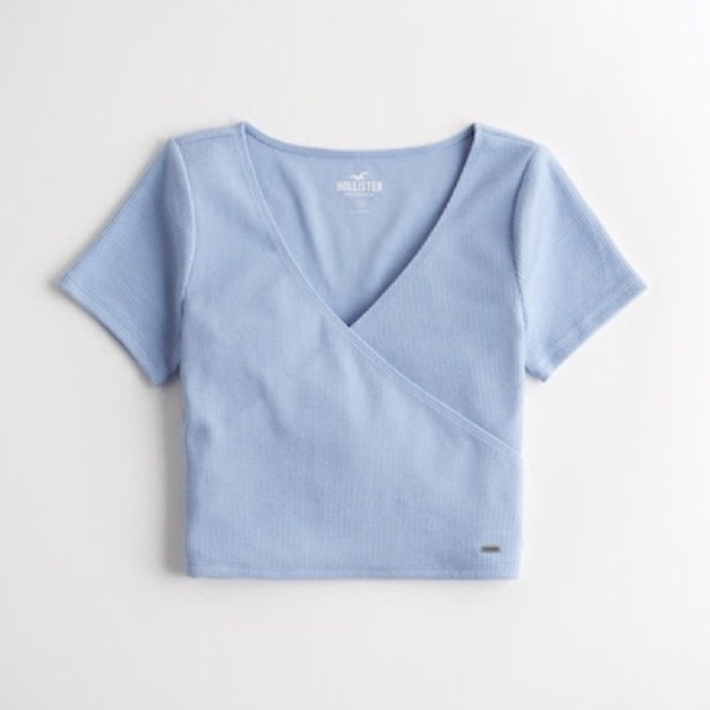 NWT Hollister Wrap Side-Tie Crop Top Tee in Medium Blue